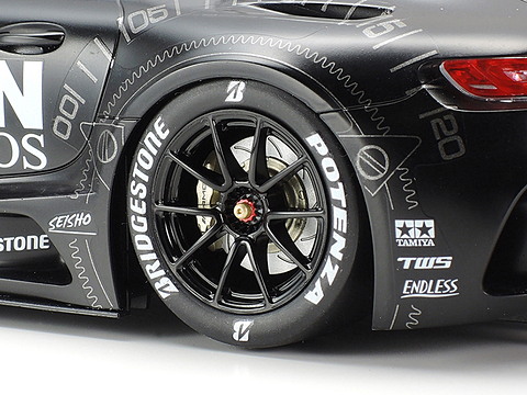タミヤ、「1/24 スポーツカーシリーズ」より「LEON CVSTOS AMG」発売