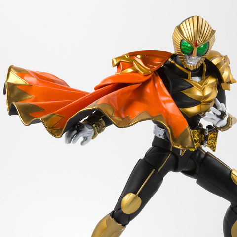 仮面ライダー ビースト」の真骨彫製法が登場！ マントと合わせて