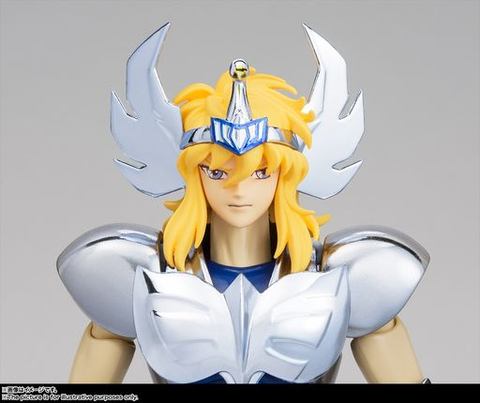聖闘士星矢　フィギュア　DX キグナス氷河　ジャンク Amazon.co.jp: 聖闘士星矢 アクションセイント キグナス氷河