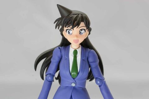 魂レビュー】「S.H.Figuarts 毛利 蘭」、かわいらしさとアクションを