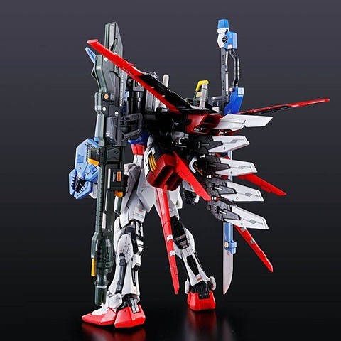 RG パーフェクトストライクガンダム」本日13時より再販予約受付