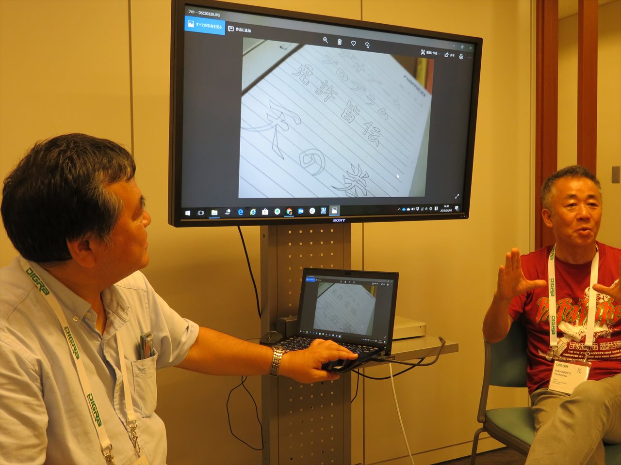 兵藤岳史氏と、岸本好弘氏による開発者トークイベントも実施。両氏は参加者からの質問にも気さくに応じ、実に和気あいあいとしたトークを1時間も続ける大サービスぶり。なお、トークイベントは10日にも開催される予定だ