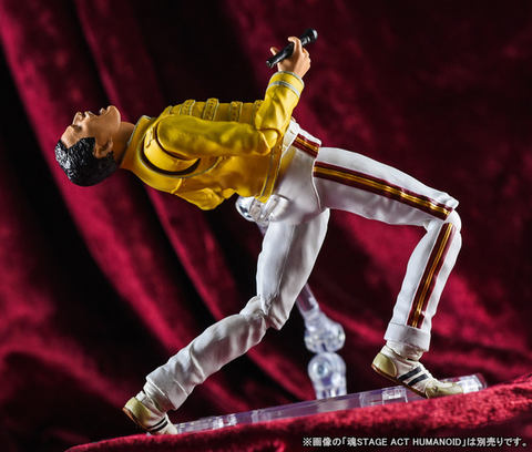 1970年デビュー当時のフレディマーキュリー再現フィギュア Amazon.co.jp: NECA 7インチ LEGENDARY QUEEN VOCALIST フレディ