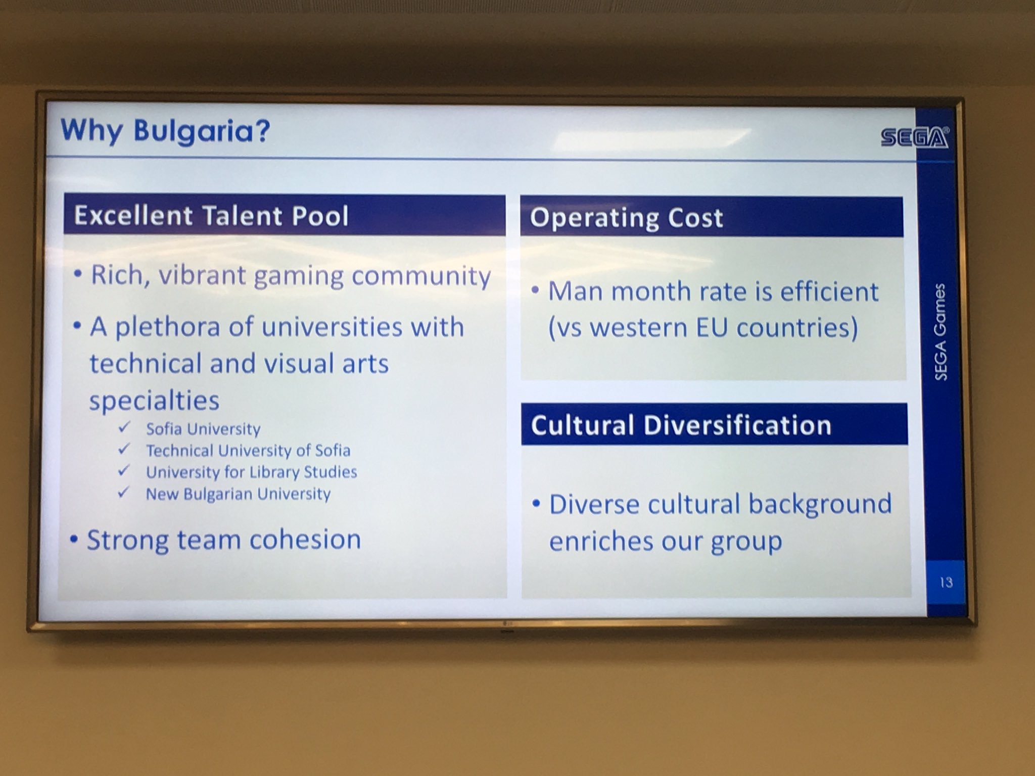 河野外相のTwitterより。ゲーム開発拠点としてのブルガリアの特徴。開発力の高さやコストの安さ、文化的な多様性などが挙げられている