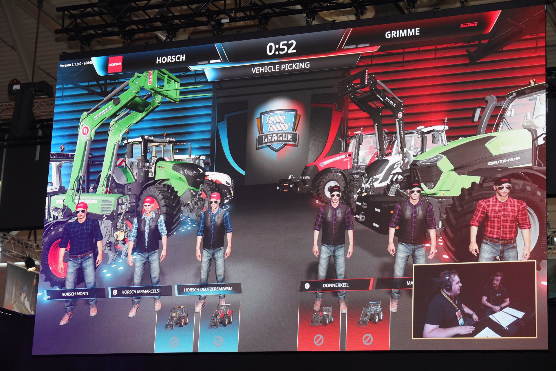 バンが終わると、農業機械がズラリと並ぶ