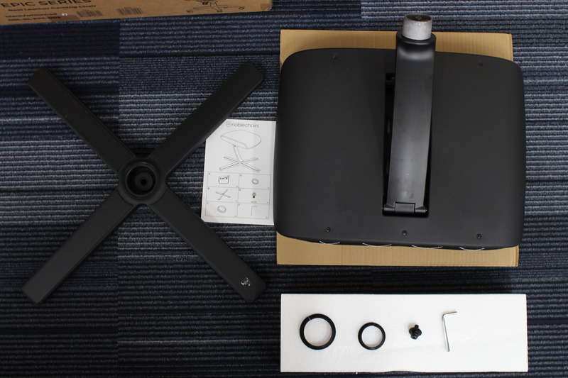 内容物が少なく工具も商品に含まれている