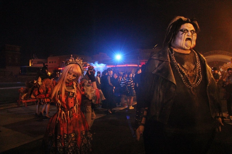 ゴシック風のゾンビから、大型ゾンビまで、色んなゾンビが出現！