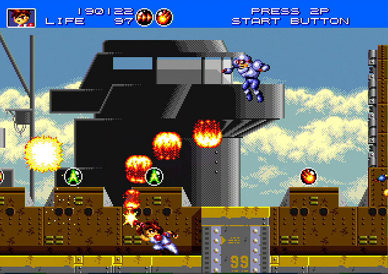 レーザーやホーミング、ファイアーなど基本武器を組み合わせることで多彩な攻撃が可能に