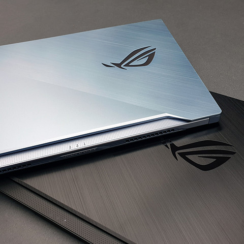 ASUSの薄型高性能ゲーミングノートPC「ROG Zephyrus S GX502GV