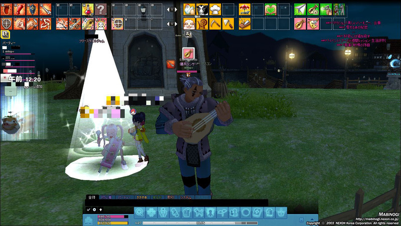 ひたすら「楽器演奏」の後ろで先輩プレーヤーの方々はフリーセッション中。楽しそう