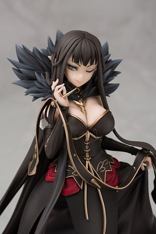 高貴かつ魔性に満ちた表情が魅力。「Fate/Apocrypha」より