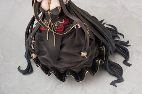 高貴かつ魔性に満ちた表情が魅力。「Fate/Apocrypha」より、「PVC