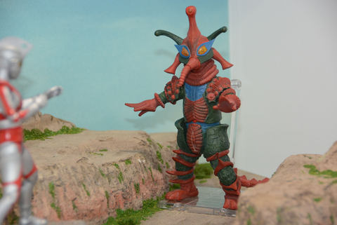 フィギュアーツ　ウルトラマンエース　ヒッポリト星人 ウルトラマンA』ウルトラ兄弟たちをブロンズ像へと変えた超強敵