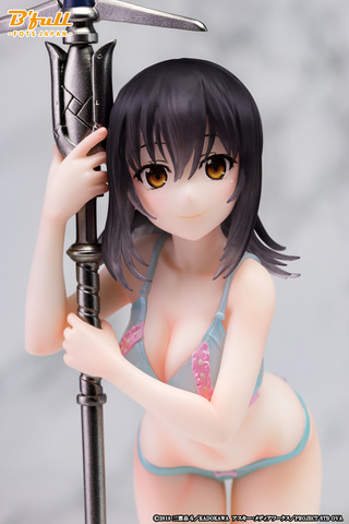白い肌に光沢が生まれてセクシーさ倍増！ 「ストライク・ザ・ブラッド
