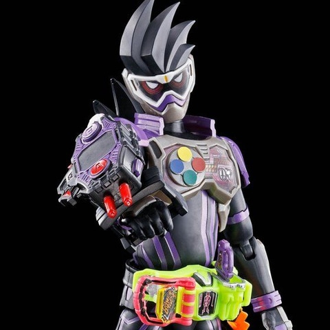 ゲーマドライバー」などの細かい造形も表現！ 「仮面ライダーゲンム