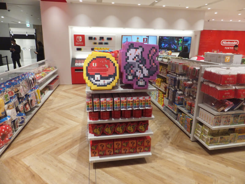 店外の外階段にもサプライズが！