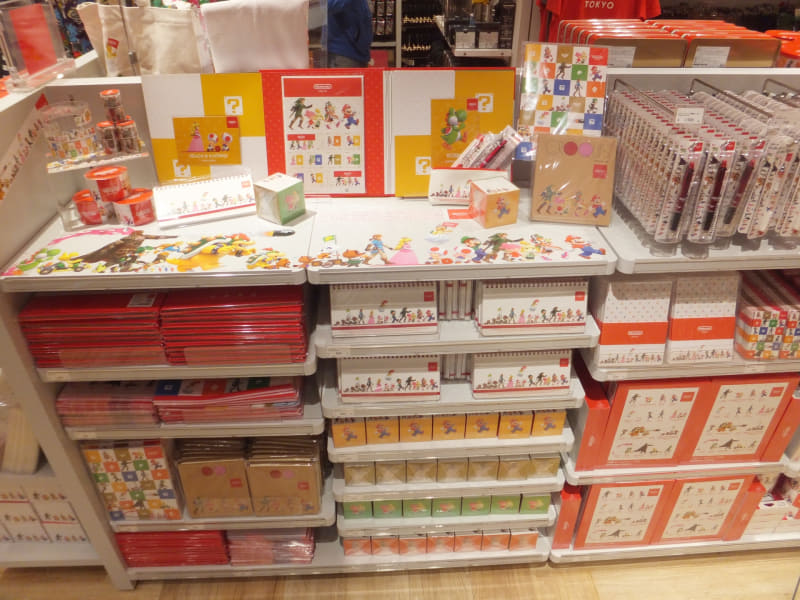 店外の外階段にもサプライズが！