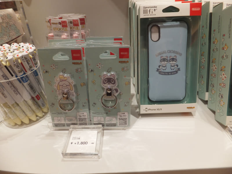 店外の外階段にもサプライズが！