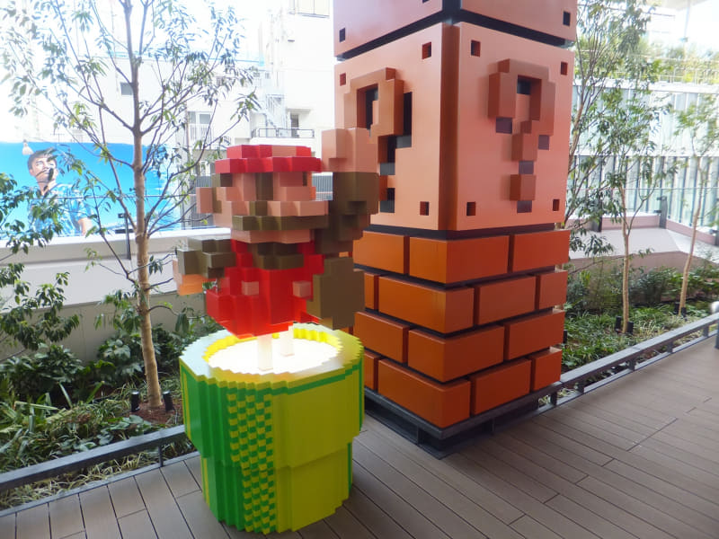 店外の外階段にもサプライズが！