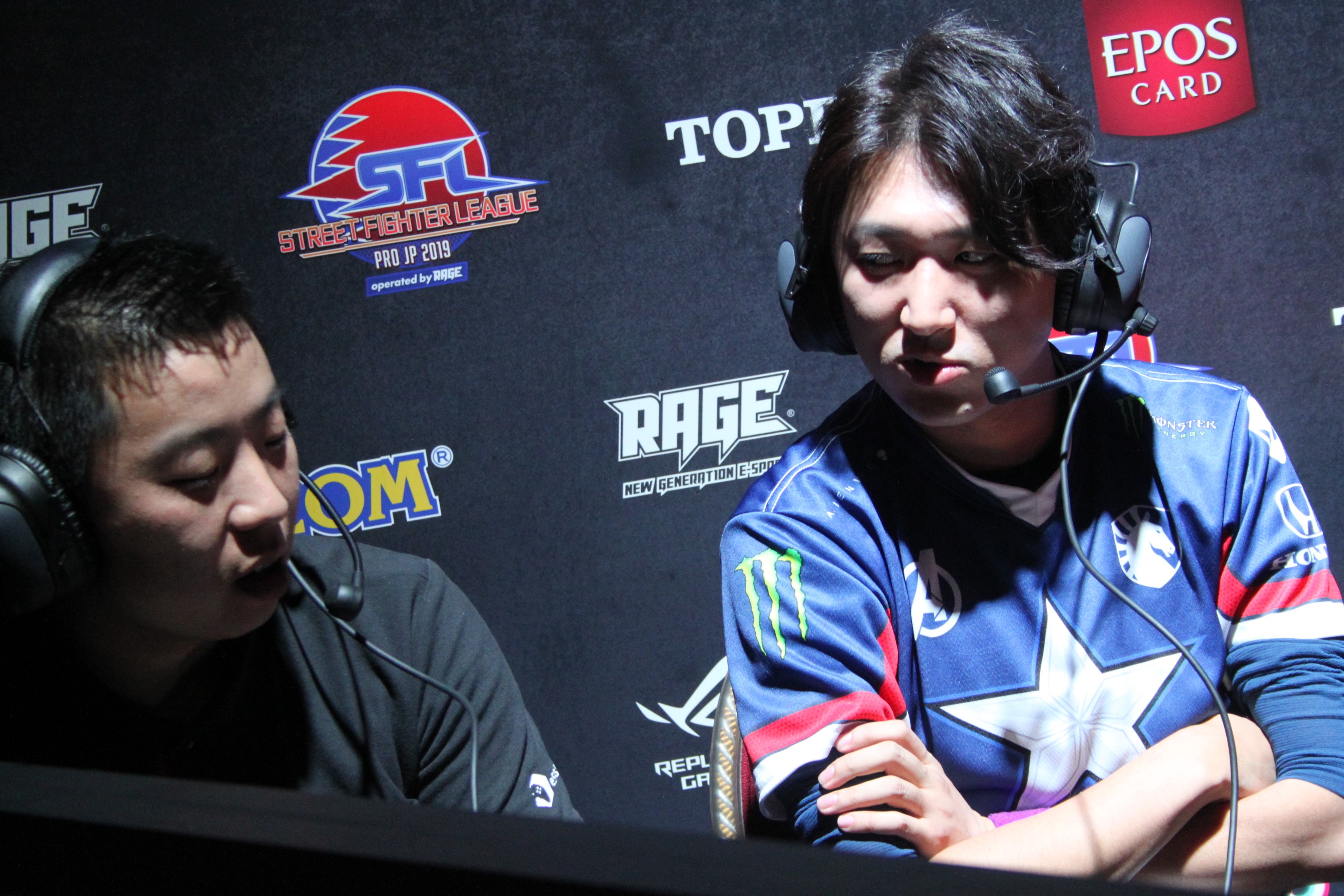 ネモオーロラの作戦会議はどこか粛々としている