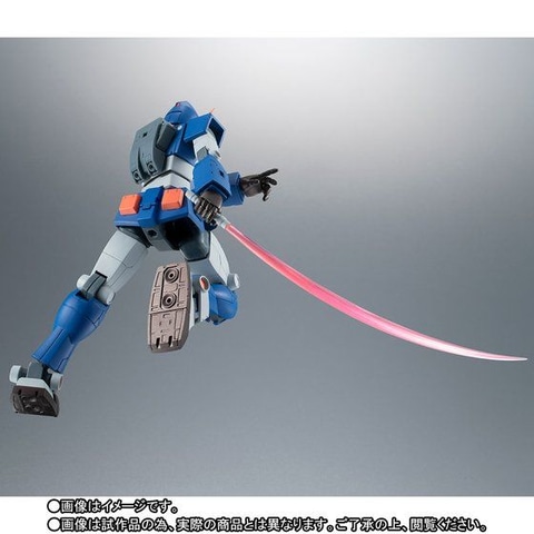 全身をブルーで彩ったカラーが特徴の「パーフェクトガンダムII（フル