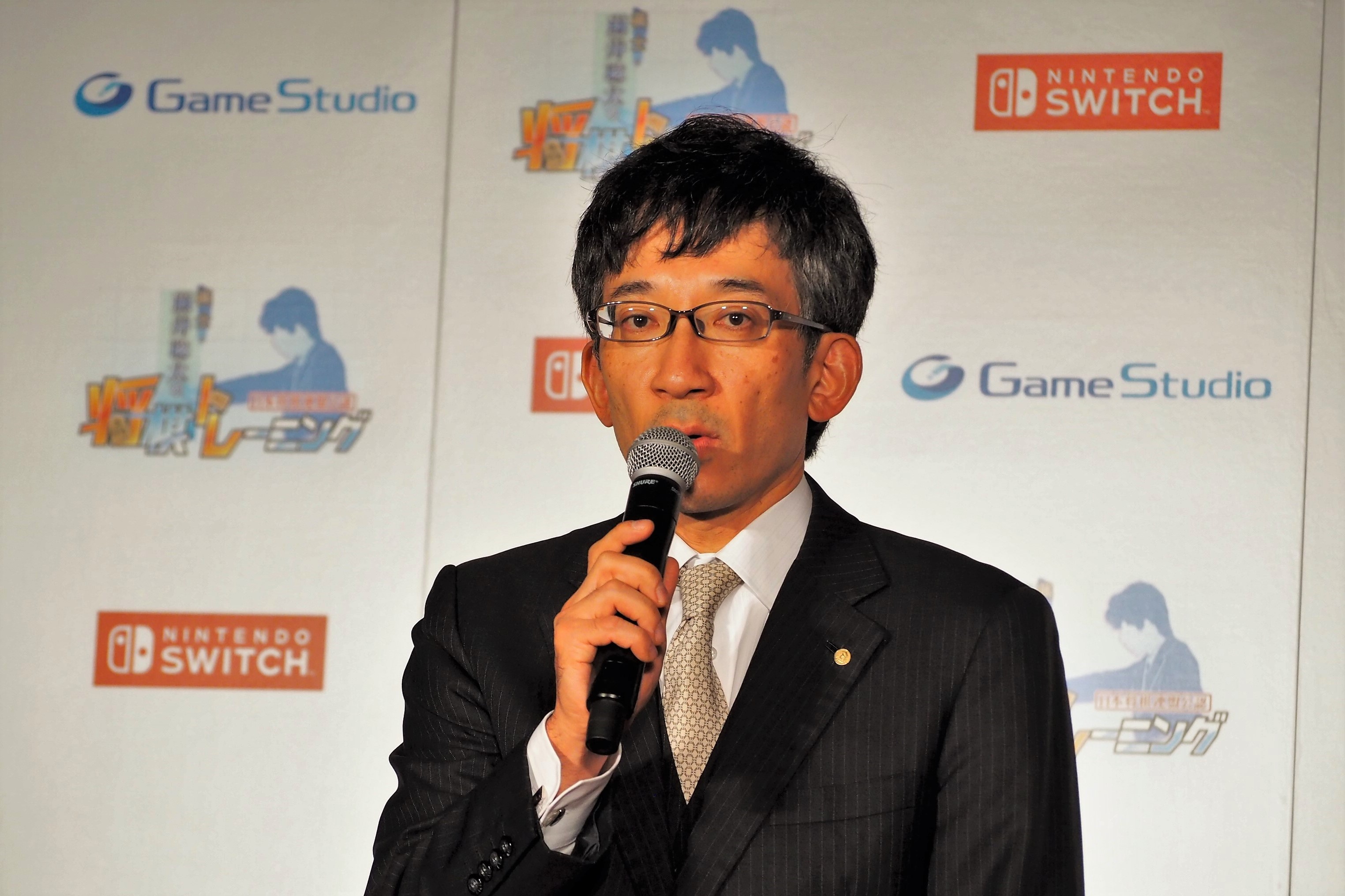 日本将棋連盟会長の佐藤康光氏