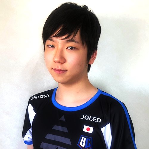 現在赤バフ選手はLJLで活躍するプロチーム「バーニングコア」の練習生としてスタメンを目指して韓国サーバーでランクアップを目指している