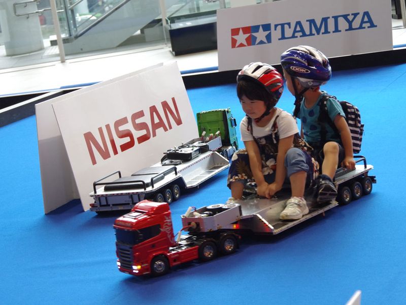 「RCトレーラー乗用体験コーナー」