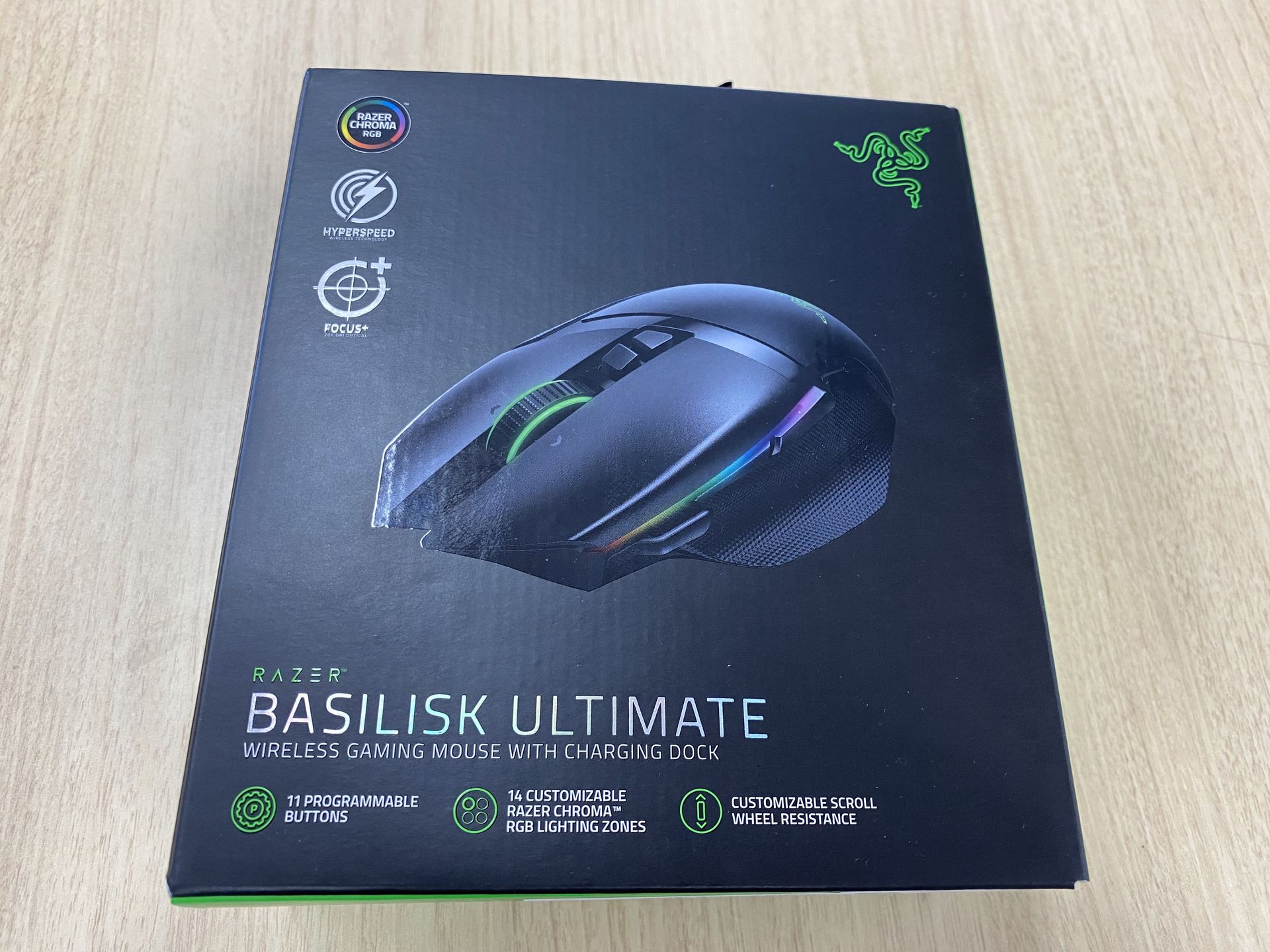 本体と充電ドック