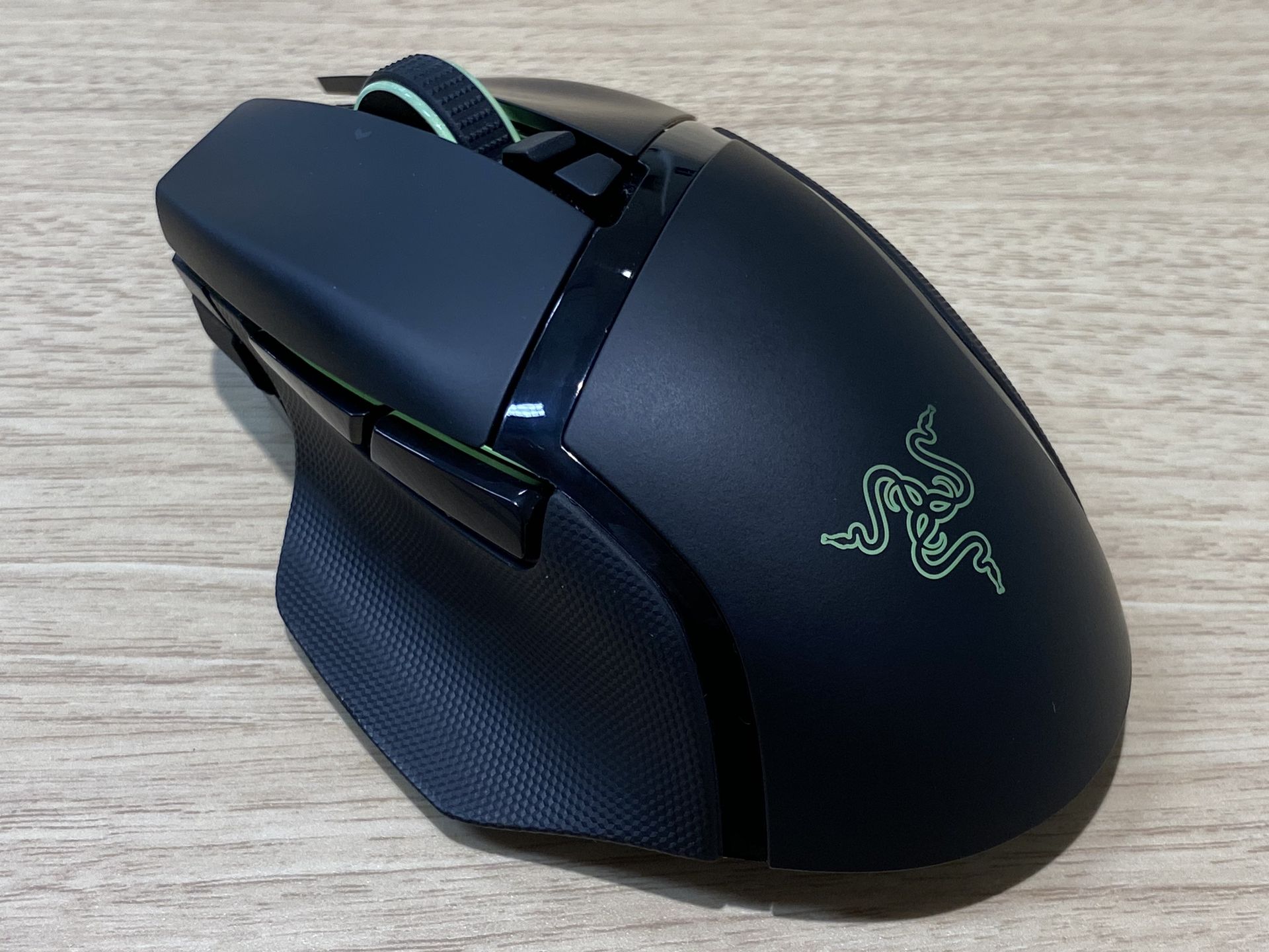 スカートが特徴