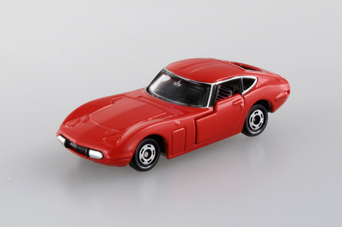 トミカ50周年を記念して自動車メーカーコラボしたトミカなど様々