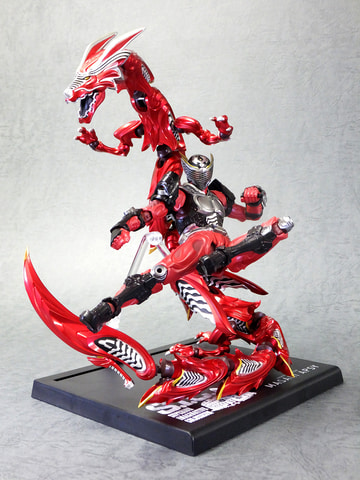 BANDAI - S.I.C コロセウム仮面ライダー【クウガ、龍騎、フォーゼ、ゴースト】4体セット 1/25発売予定 S.I.C.「仮面ライダークウガ マイティフォーム