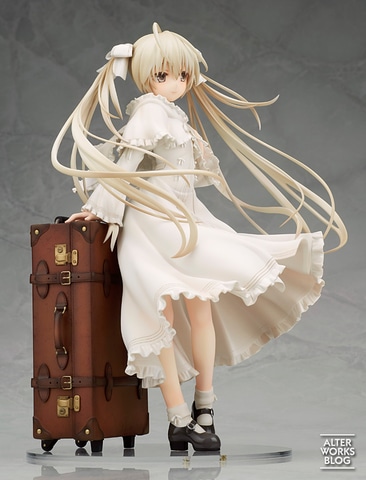 スカートや髪の柔らかな美しさ。「ヨスガノソラ」より「春日野 穹