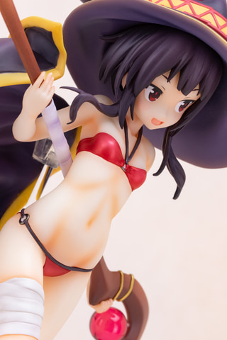 このすば　めぐみん　原作版水着Ver. 1／7スケールフィギュア めぐみん 原作版水着Ver.