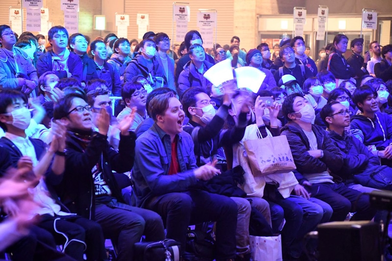 実力は互角だが、読みの強さでgamera選手に軍配が上がる