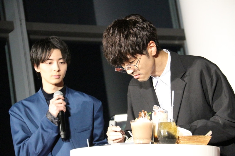 一口食べて「セフィロスを感じますね」と一言