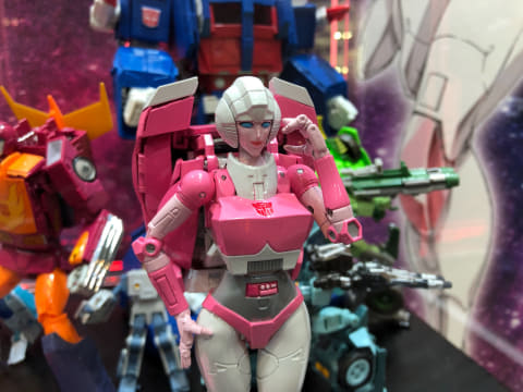 WF2020W速報】「トランスフォーマー」シリーズよりピンク色が特徴的な
