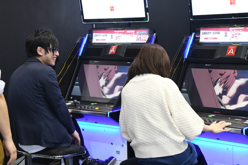 誰が相手でも手加減は失礼という姿勢か、挑戦者を圧倒していくロイ選手