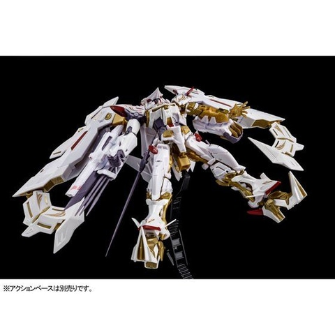 きらびやかな純白の機体がRGで再現！ 「RG 1/144 ガンダム