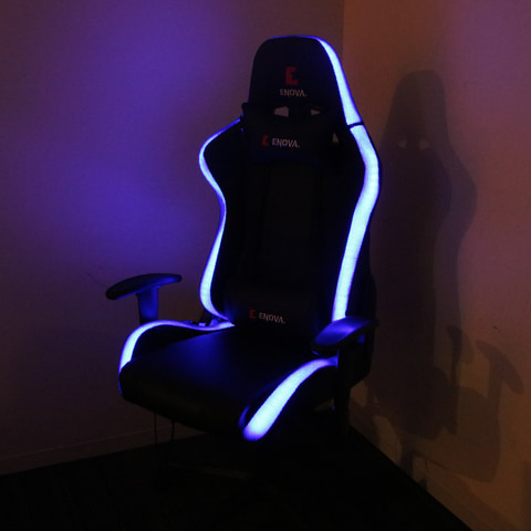 アイツただのイスじゃねぇ、光る……だとっ！ LED内蔵の光るゲーミング