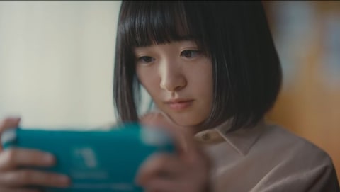 任天堂 あつまれ どうぶつの森 Nintendo Switch Lite のcmを公開 Game Watch