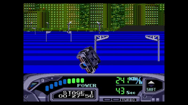 今回は橋の上など、コースによっては、コースアウトするとそのまま落下してしまうエリアもあるので注意が必要だ