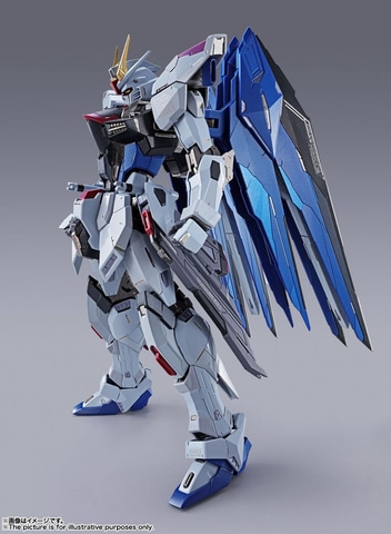 翼のように躍動感のあるシルエットを実現！ 「ガンダムSEED」より