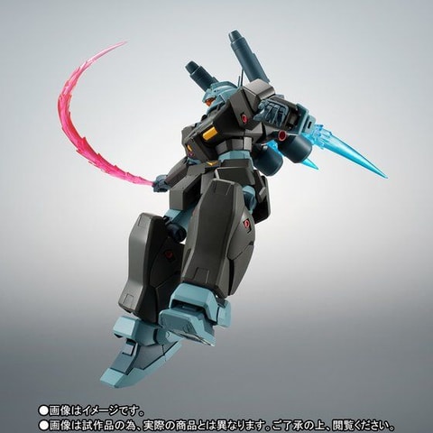 ジム・キャノンII」が豊富な装備とエフェクトパーツを備えて