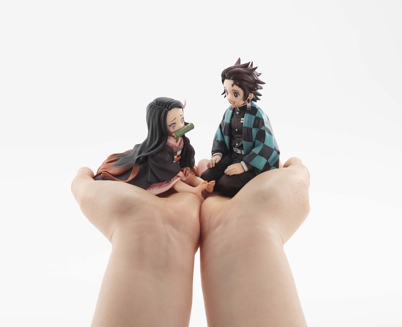 同シリーズ第1弾の<a href="http://megatreshop.shop40.makeshop.jp/shopdetail/000000000715" class="n" target="_blank">「てのひら禰豆子ちゃん」</a>と並べると優しい兄の表情にも見えてくる？