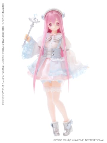 ピンク色のロングヘアーが特徴的な「Magical☆CUTE/Crystal Bravery