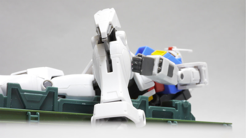 RX-78-02 ガンダム ポーズ集1。「EXモデル 1/144 ガンダムトレーラー」を組み合わせてGUNDAM RISINGっぽい写真を撮ってみた!