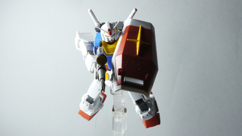 RX-78-02 ガンダム ポーズ集3。この躍動感あふれるポージング!素組でも断然カッコイイ!可動域もすばらしい!