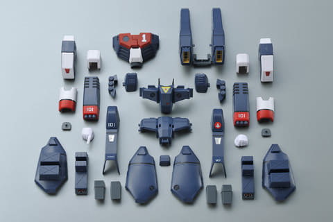 完全変形 1/60 VF-1バルキリー対応アーマーパーツ GBP-1S パーツ装備をした状態で3形態変形が可能！『超時空要塞マクロス