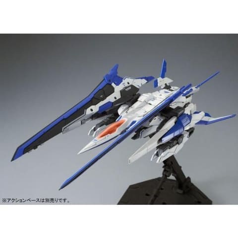 GNバスターソードIIIをMG準拠の新規造形で再現した「MG 1/100